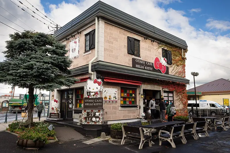 堺町通：OTARU CAFE×HELLO KITTY