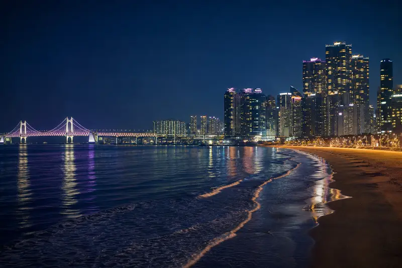 釜山海雲台海灘與廣安大橋海景夜景