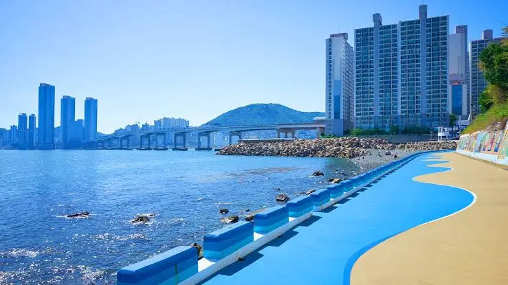 絕影海岸散步路（절영해안산책로）