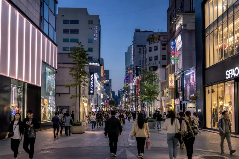 釜山西面商圈街景、逛街購物情境