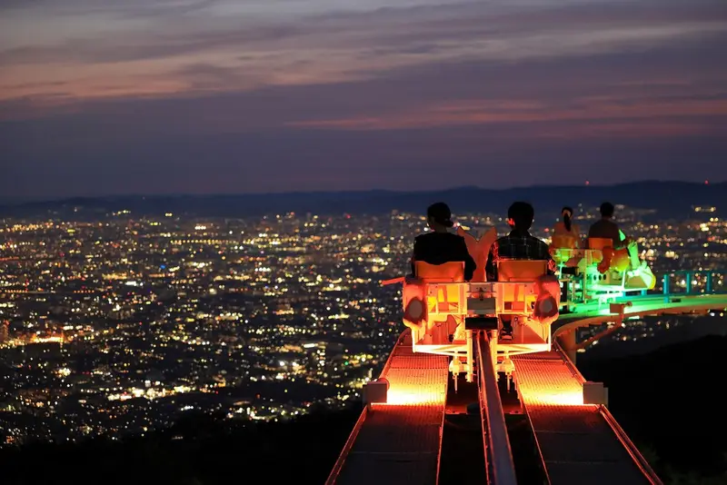 生駒山上遊園地夜景