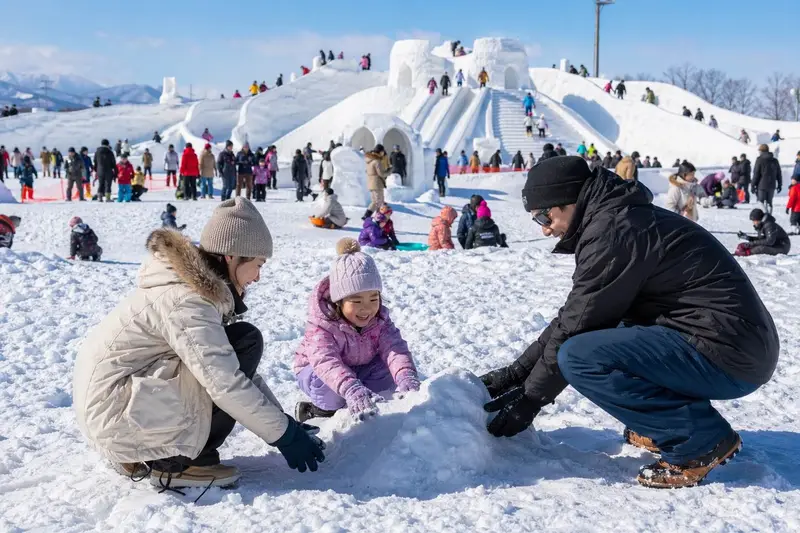 札幌雪祭 TSUDOME 會場親子玩雪活動