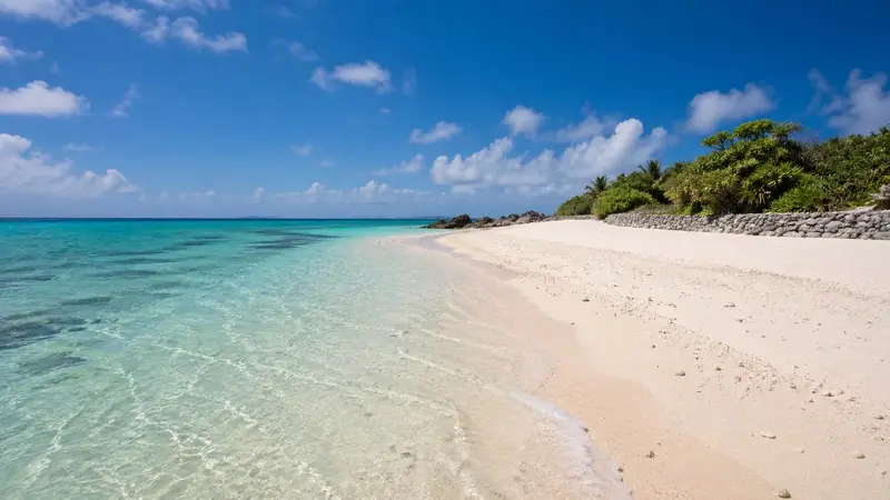 竹富島海灘與透明海色氛圍圖
