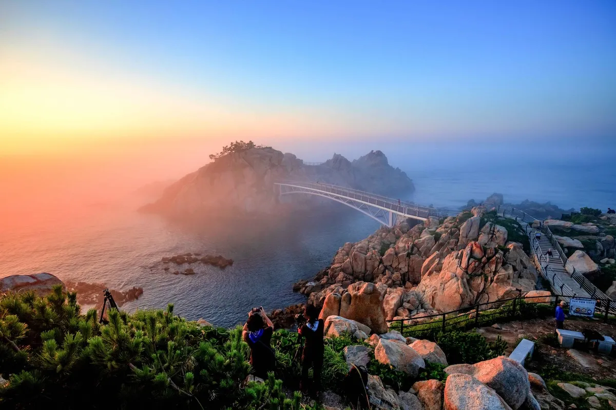 蔚山大王岩公園海蝕奇岩