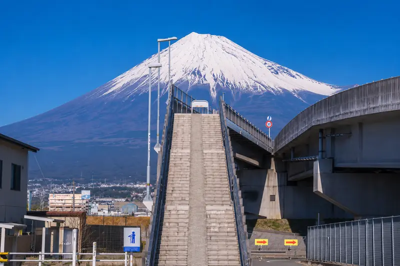 富士山夢の大橋階梯直望富士山