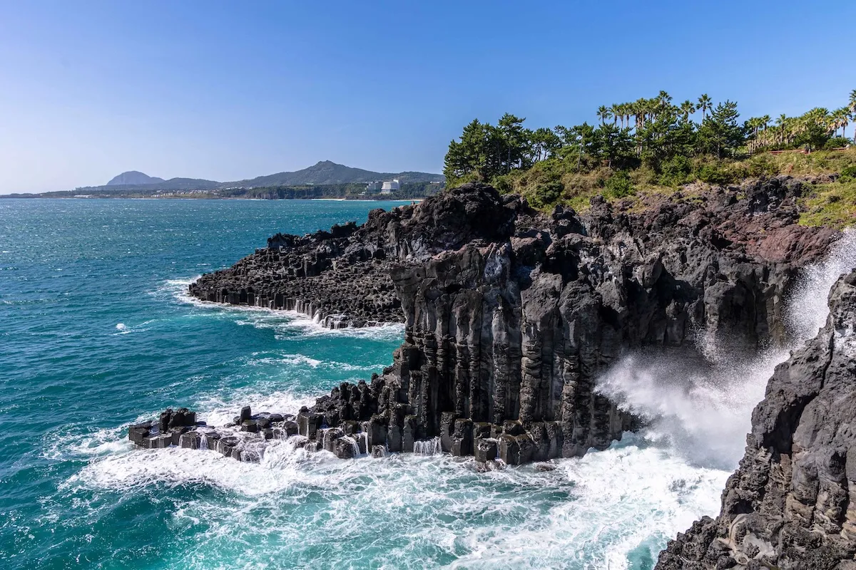 濟州大浦海岸柱狀節理帶